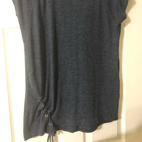 Maurice’s size medium tunic hoodie - Picture 2 of 2